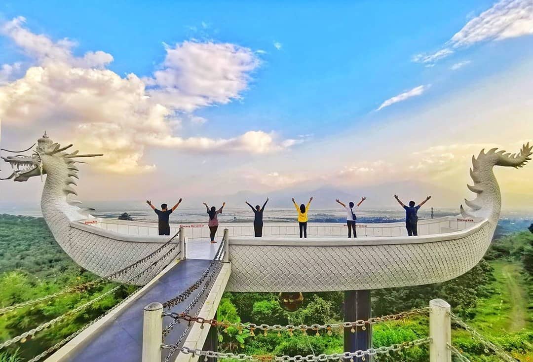 10 Rekomendasi Tempat Romantis di Daerah Semarang Untuk Ngedate Dengan Pasangan, Wajib Kalian Kunjungi 3 10 Rekomendasi Tempat Romantis di Daerah Semarang Untuk Ngedate Dengan Pasangan, Wajib Kalian Kunjungi 3