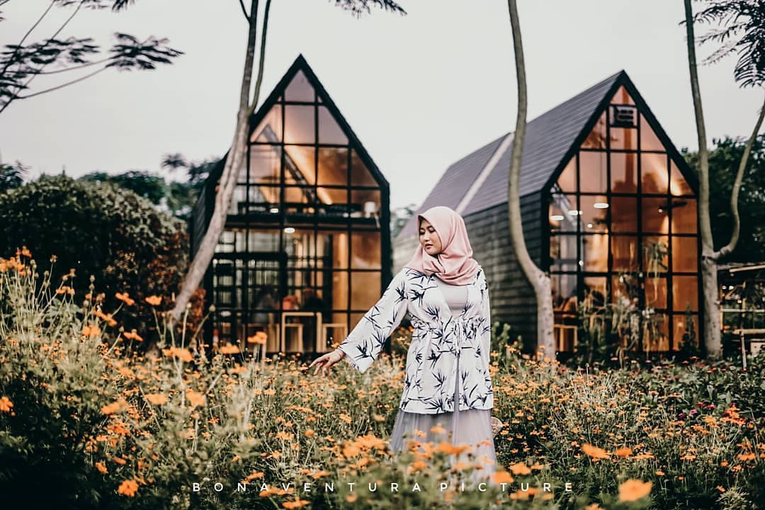 10 Referensi Tempat Pacaran di Daerah Tangerang Yang Memiliki Pamandangan Sangat Indah dan Memanjakan Mata 3 10 Referensi Tempat Pacaran di Daerah Tangerang Yang Memiliki Pamandangan Sangat Indah dan Memanjakan Mata 3