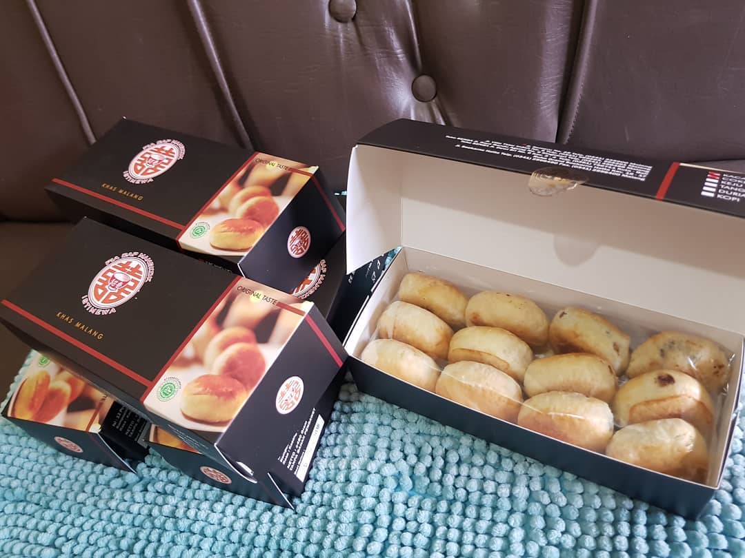 10 Rekomendasi Jajanan dan Kue Khas Daerah Malang Yang Menggoda Ini Wajib Dicoba Saat Kulineran 4 10 Rekomendasi Jajanan dan Kue Khas Daerah Malang Yang Menggoda Ini Wajib Dicoba Saat Kulineran 4