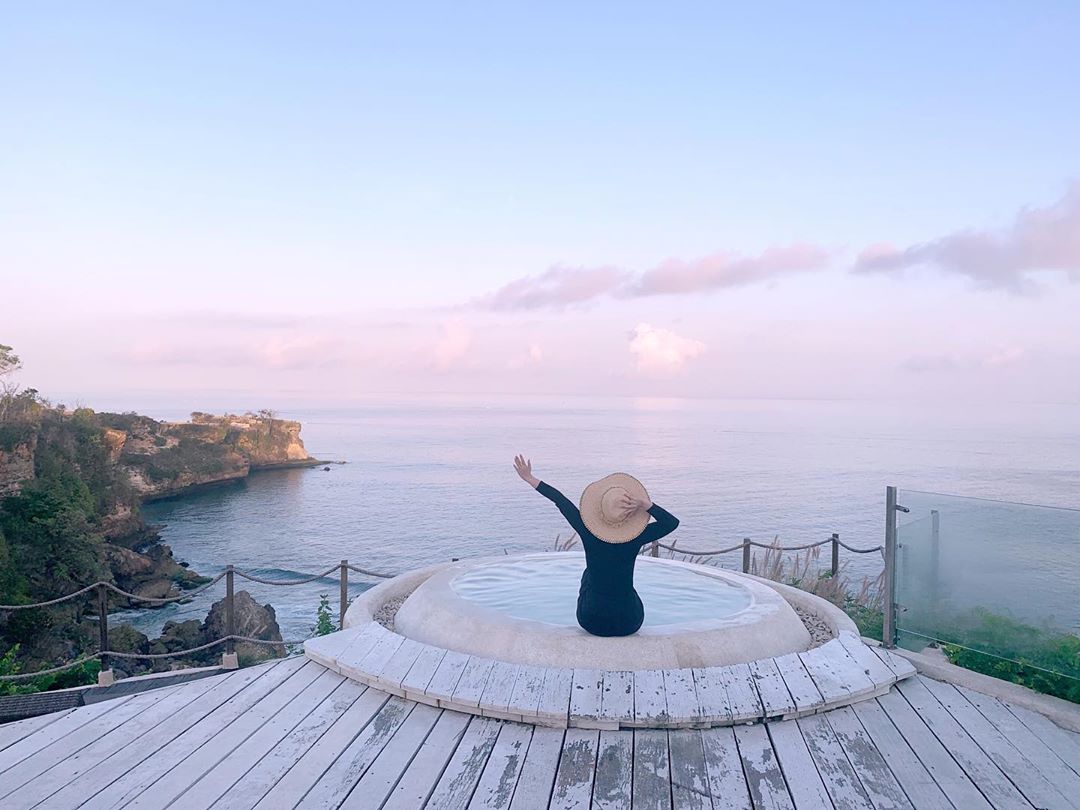 10 Daftar Pilihan Tempat Romantis di Daerah Bali, Cocok Untuk Liburan Bareng Pasangan 5 10 Daftar Pilihan Tempat Romantis di Daerah Bali, Cocok Untuk Liburan Bareng Pasangan 5