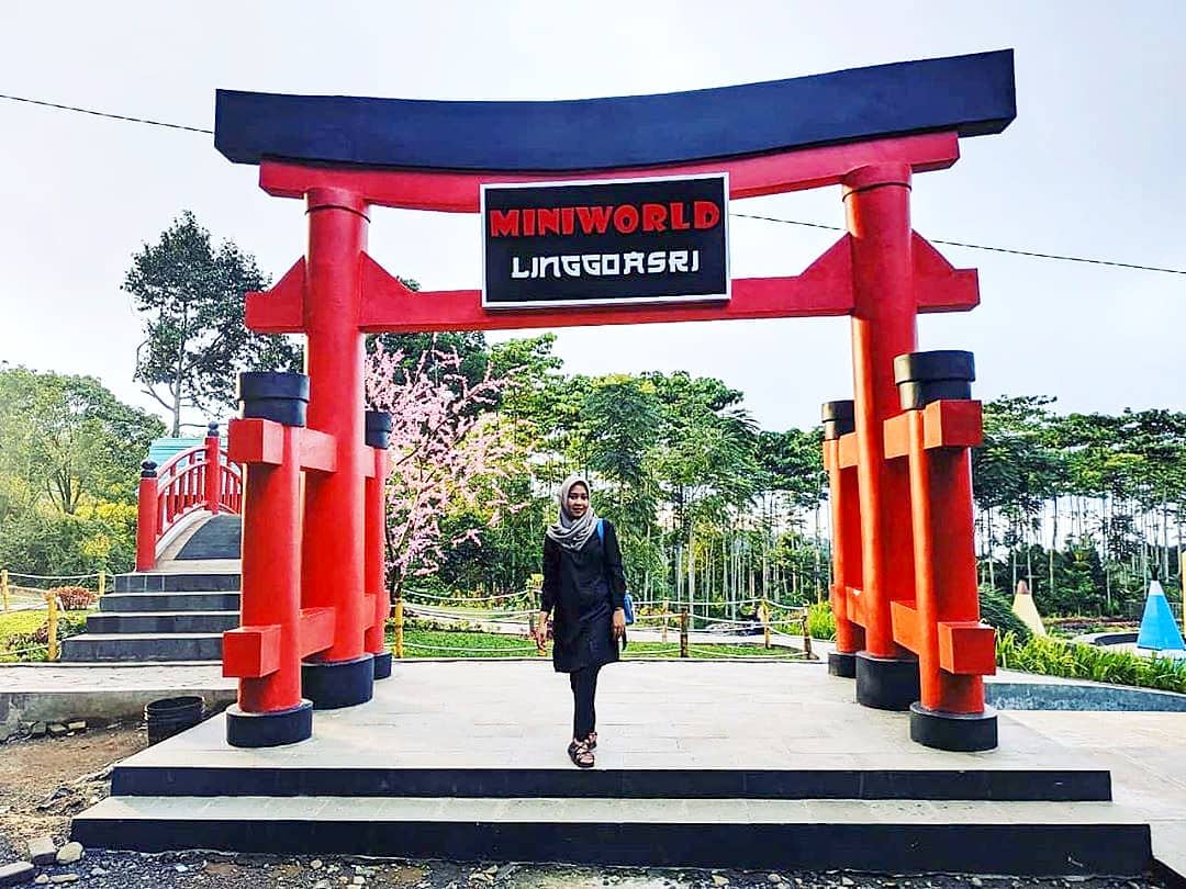 10 Referensi Tempat Romantis Untuk Pacaran di Daerah Pekalongan, Cocok Buat Liburan Bareng Pasangan 5 10 Referensi Tempat Romantis Untuk Pacaran di Daerah Pekalongan, Cocok Buat Liburan Bareng Pasangan 5