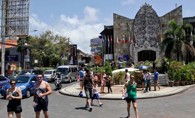 Beberapa Potret Pulau Dewata Bali Saat Siang dan Malam Hari Yang Penuh Dengan Keeksotisan 1