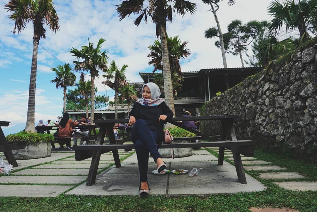 10 Rekomendasi Tempat Romantis di Daerah Semarang Untuk Ngedate Dengan Pasangan, Wajib Kalian Kunjungi 7 10 Rekomendasi Tempat Romantis di Daerah Semarang Untuk Ngedate Dengan Pasangan, Wajib Kalian Kunjungi 7