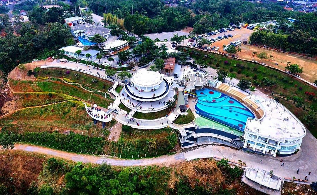 10 Daftar Pilihan Tempat Romantis di Daerah Semarang Untuk Kalian Kunjungi Bersama Pasangan 8 10 Daftar Pilihan Tempat Romantis di Daerah Semarang Untuk Kalian Kunjungi Bersama Pasangan 8