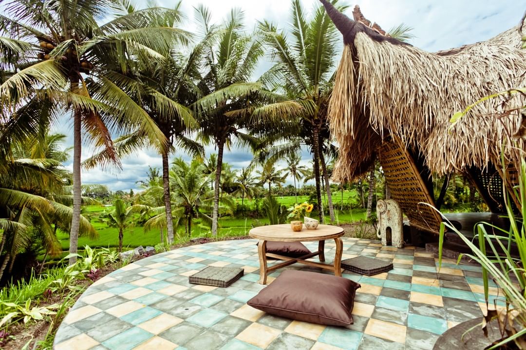 10 Daftar Pilihan Tempat Romantis di Daerah Bali, Cocok Untuk Liburan Bareng Pasangan 8 10 Daftar Pilihan Tempat Romantis di Daerah Bali, Cocok Untuk Liburan Bareng Pasangan 8