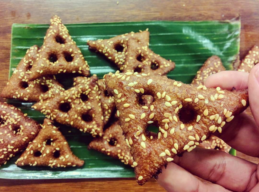 10 Rekomendasi Jajanan dan Kue Khas Daerah Bali Yang Unik dan Menggoda Ini Wajib Dicoba 8 10 Rekomendasi Jajanan dan Kue Khas Daerah Bali Yang Unik dan Menggoda Ini Wajib Dicoba 8