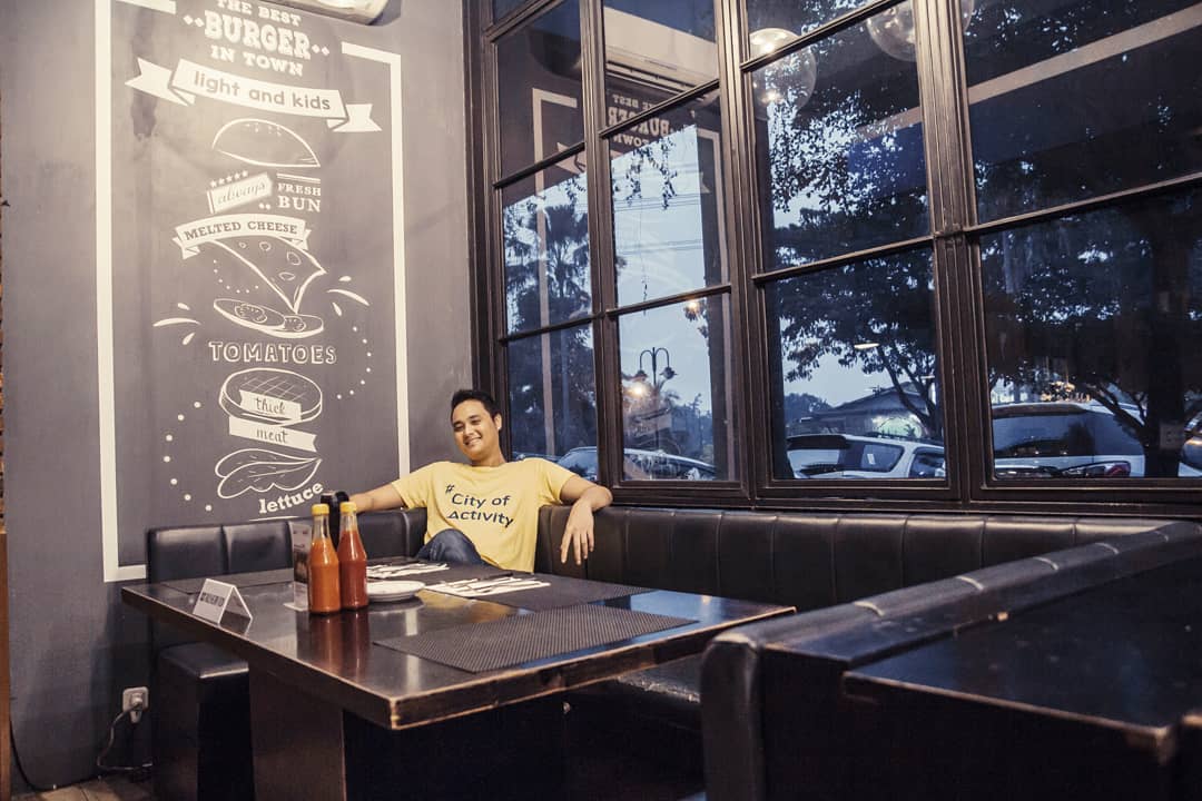 10 Referensi Tempat Pacaran di Daerah Tangerang Yang Memiliki Pamandangan Sangat Indah dan Memanjakan Mata 9 10 Referensi Tempat Pacaran di Daerah Tangerang Yang Memiliki Pamandangan Sangat Indah dan Memanjakan Mata 9