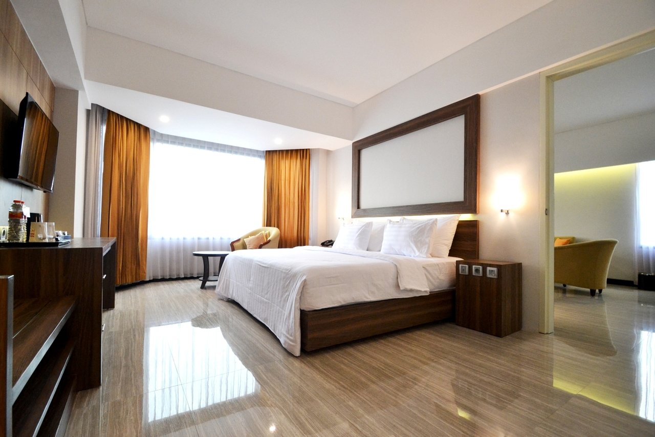 10 Referensi Hotel Pilihan Dekat Trans Studio Bandung Yang Harganya Terjangkau Mulai Rp.115.000 2