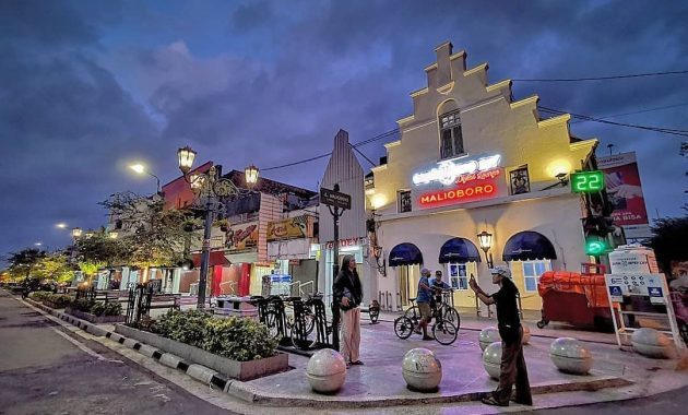 Kota Jogja Dengan Keistimewaannya, Simak Potret Keindahannya Saat Siang Maupun Malam Hari 1