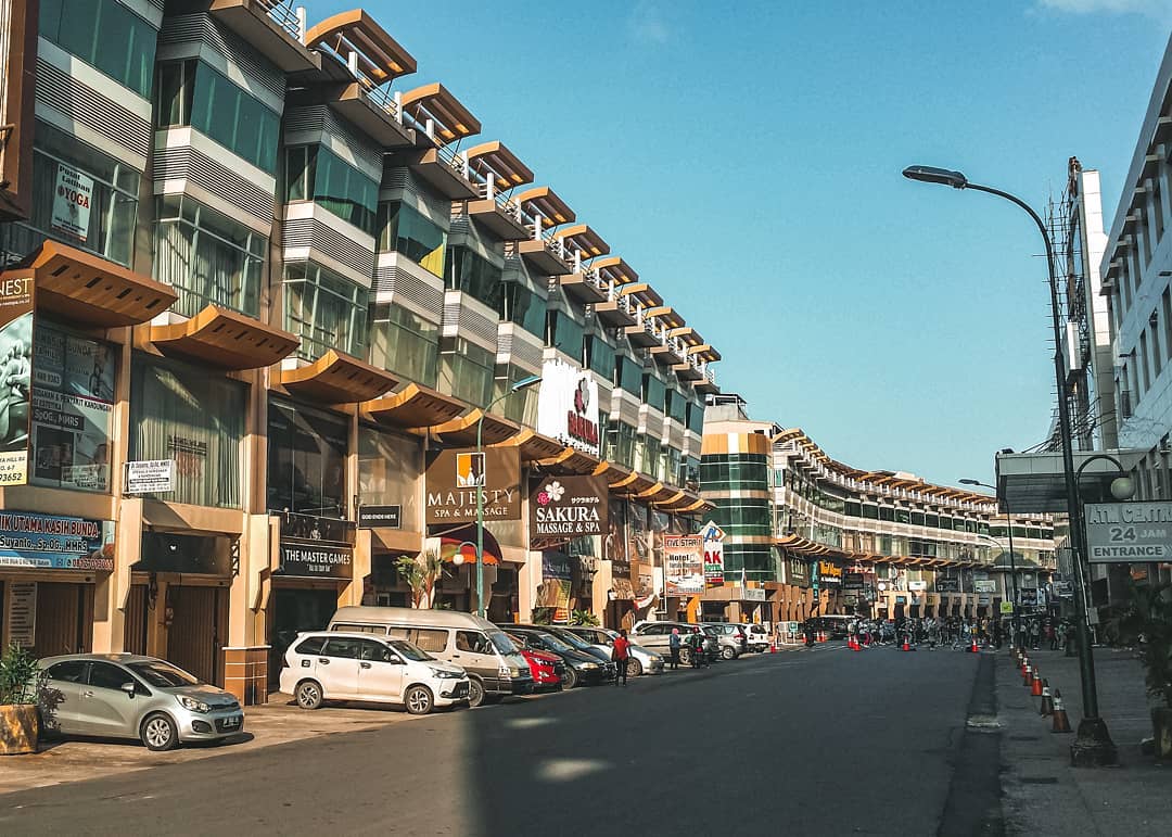 Potret Keindahan Pemandangan Kota Batam Si “Free Trading Zone” Saat Pagi Hingga Malam Hari 9 Potret Keindahan Pemandangan Kota Batam Si “Free Trading Zone” Saat Pagi Hingga Malam Hari 9