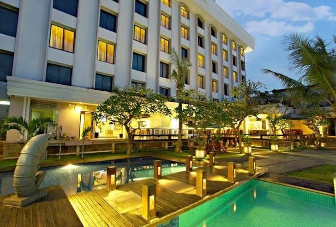 10 Hotel Dekat Stasiun Cirebon, Start 100 Ribuan 2
