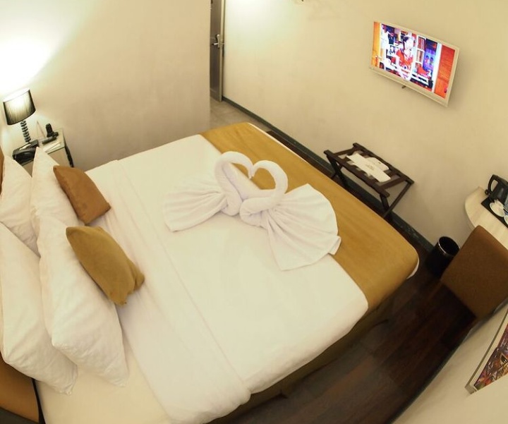 10 Hotel Dekat Ragunan, Nyaman Mulai Rp.118.080 7 10 Hotel Dekat Ragunan, Nyaman Mulai Rp.118.080 7