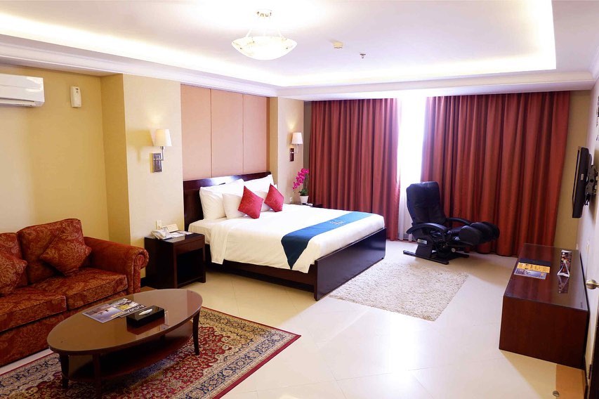 10 Hotel Dekat Stasiun Cirebon, Start 100 Ribuan 9