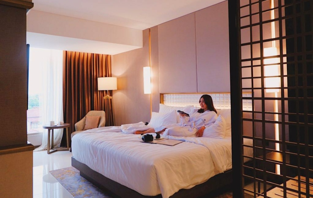 10 Hotel Dekat Plaza Ambarukmo Ini Tarifnya Mulai 110 Ribuan 2 10 Hotel Dekat Plaza Ambarukmo Ini Tarifnya Mulai 110 Ribuan 2