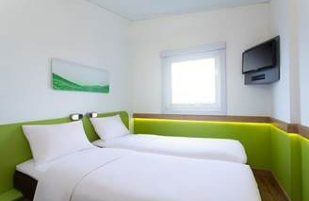 10 Hotel Dekat Pasar Baru Bandung, Hemat Mulai Rp.96.740 Aja 2