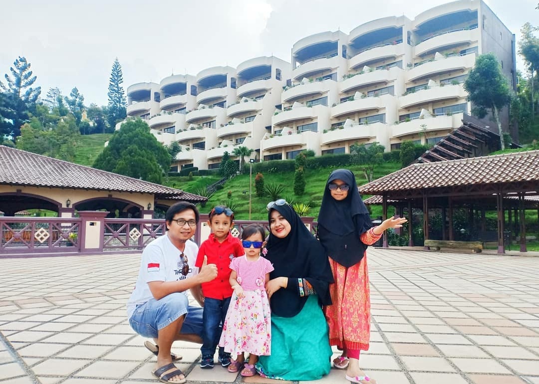 10 Hotel Dekat Taman Bunga Nusantara, Tarif Mulai 137 Ribu Aja 4