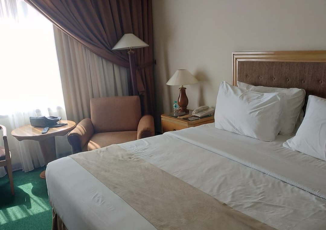 10 Pilihan Hotel Dekat Stasiun Senen, Murah Mulai 104 Ribuan 4