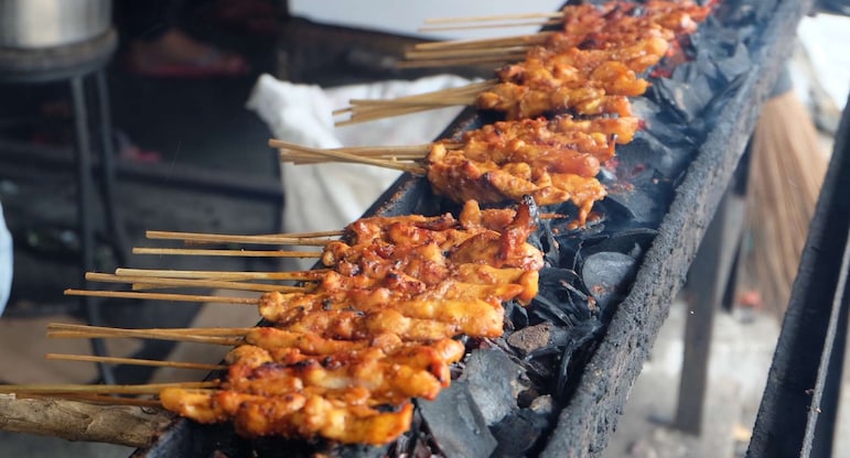 10 Reomendasi Warung Sate Kambing Enak di Wilayah Bogor, Termasuk Bang Kumis dan Pak Rebing 7