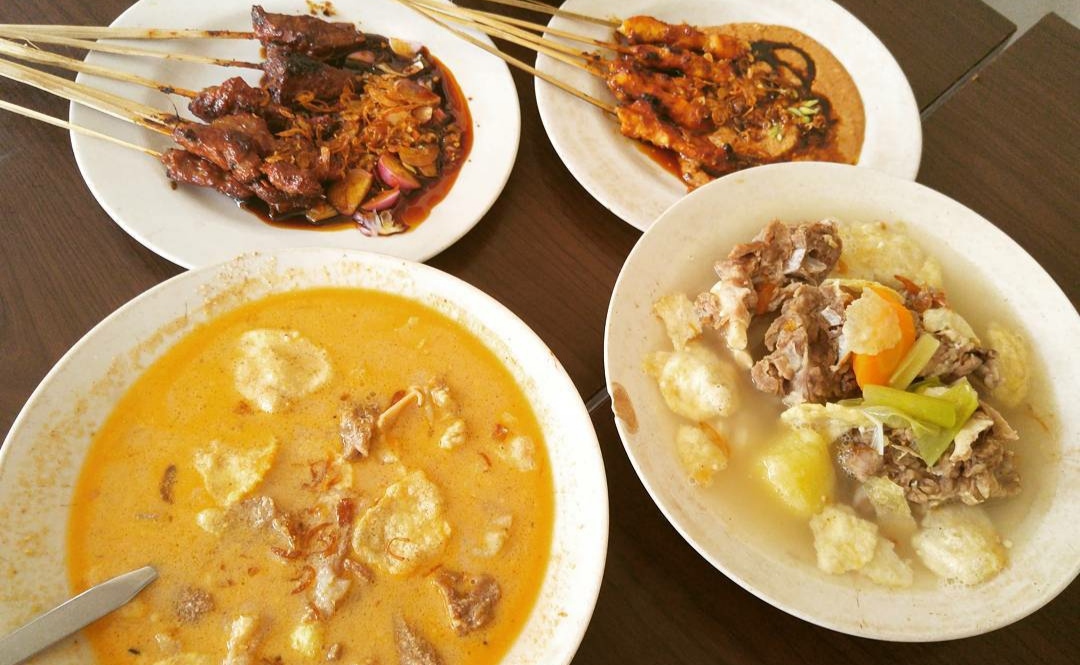 Kelezatan Sate Kambing Kim Tek Yang Tak Lekang Oleh Waktu 4 Kelezatan Sate Kambing Kim Tek Yang Tak Lekang Oleh Waktu 4