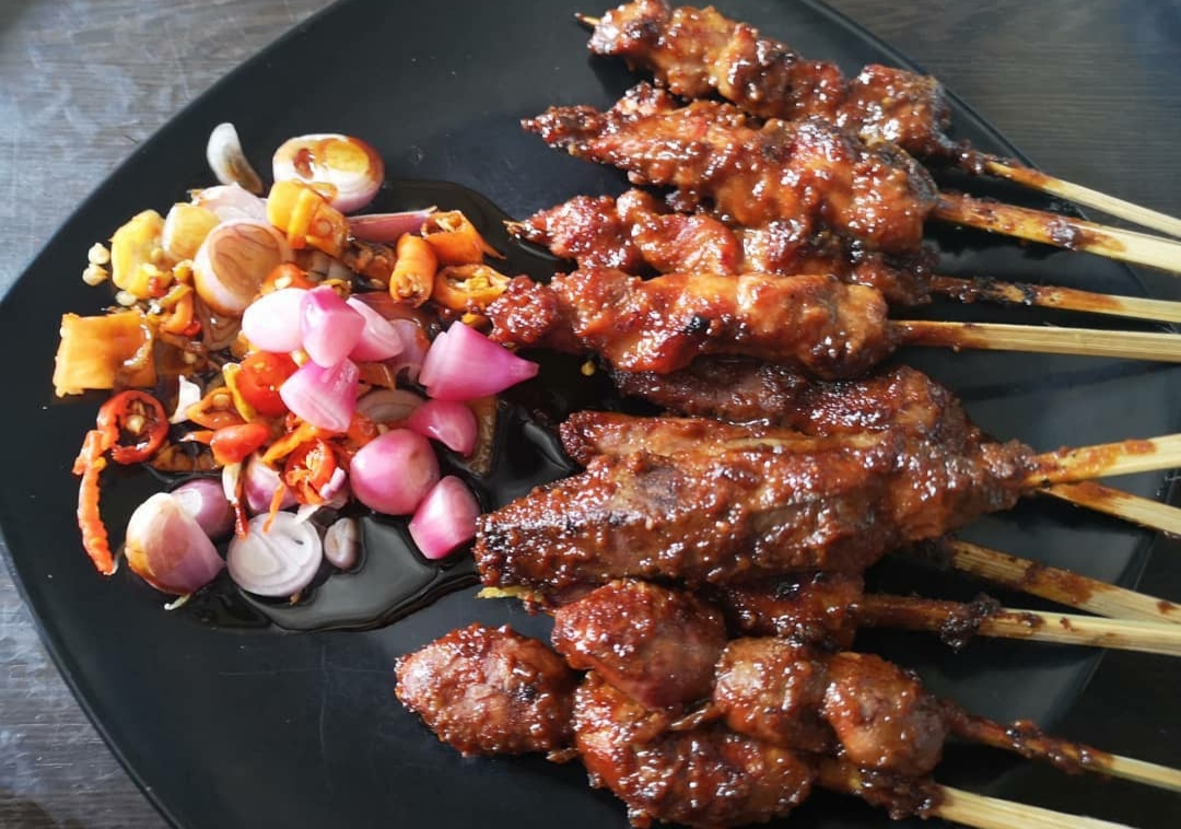 Kelezatan Sate Kambing Kim Tek Yang Tak Lekang Oleh Waktu 7 Kelezatan Sate Kambing Kim Tek Yang Tak Lekang Oleh Waktu 7