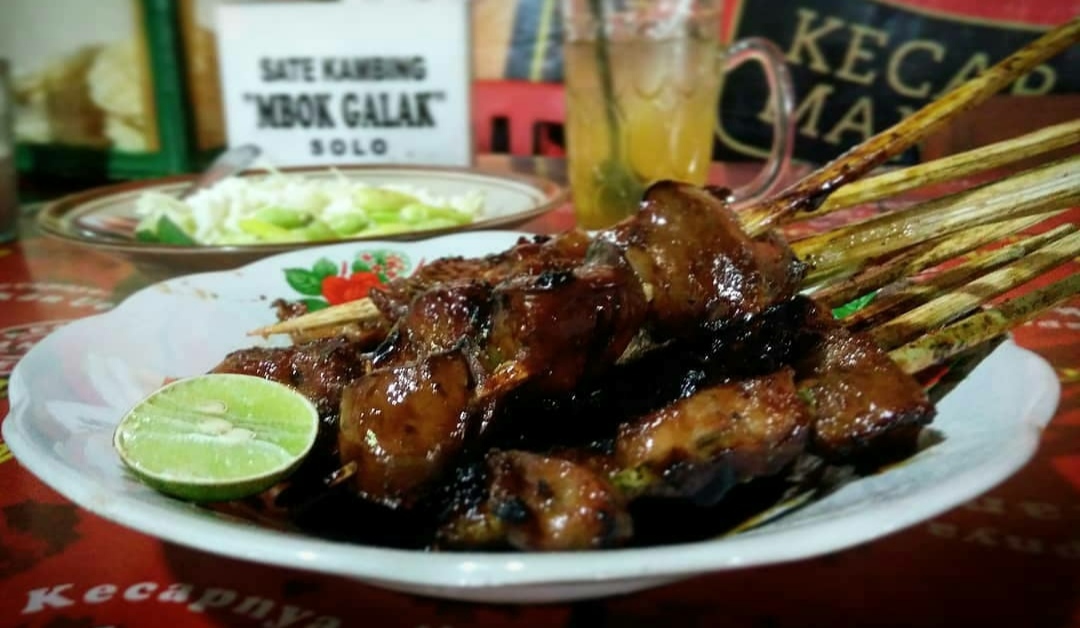 Sate Kambing Mbok Galak di Solo, Langganan Pejabat Negara 5