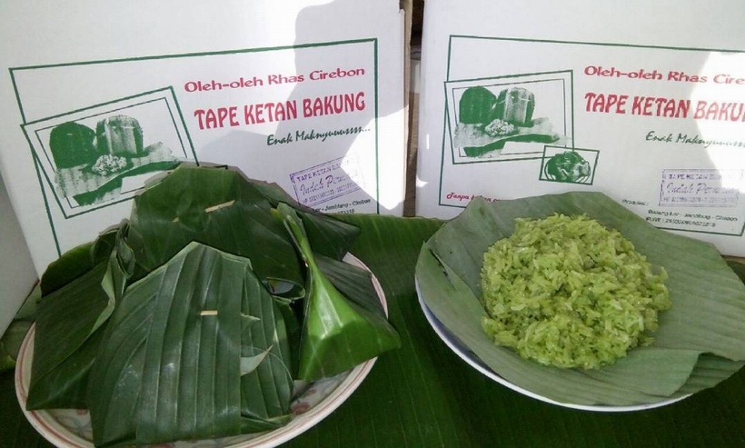 10 Daftar Pilihan Kue dan Jajanan Khas Daerah Cirebon Yang Enak dan Lezat, Wajib Dicoba! 9 10 Daftar Pilihan Kue dan Jajanan Khas Daerah Cirebon Yang Enak dan Lezat, Wajib Dicoba! 9