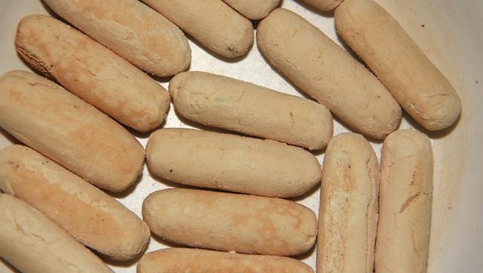 10 Referensi Kue dan Jajanan Khas Daerah Banyuwangi Yang Lezat, Manakah Yang Ingin Kalian Coba? 1 10 Referensi Kue dan Jajanan Khas Daerah Banyuwangi Yang Lezat, Manakah Yang Ingin Kalian Coba? 1