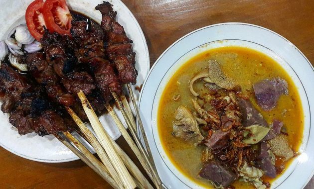 Sate Kambing Haji Giyo, Kelezatan Hakiki Yang Sudah Ada Sejak 1985 5
