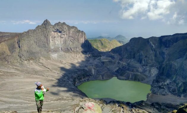 10 Wisata Gunung di Surabaya Berapi Tertinggi Meletus Kelud