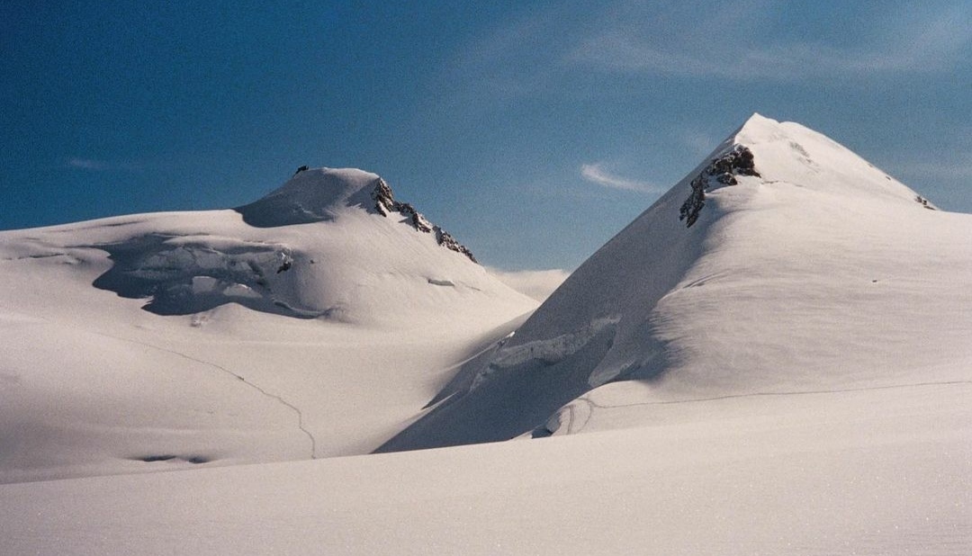 10 Daftar Pilihan Gunung Tertinggi di Eropa, Mana Yang Jadi Favorit Untuk Berpetualang? 4
