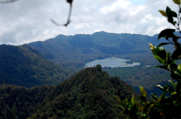 Kamu Suka Hiking? Coba Taklukin 10 Daftar Pilihan Gunung di Daerah Purwakarta Ini! 5