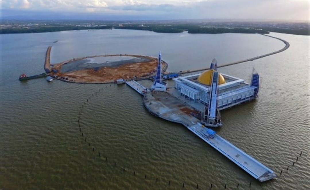 Kendari Saat Siang Hingga Malam, Si Kota Pelabuhan Dengan Sejarah dan Pesona Keindahannya 3