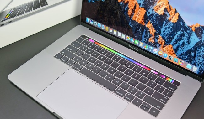 10 Laptop Apple Termahal, Ada Yang Berlapis Emas 24 Karat