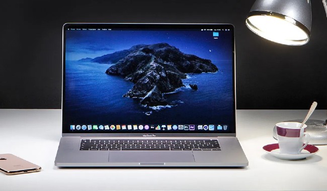 10 Laptop Apple Termahal, Ada Yang Berlapis Emas 24 Karat! 5 10 Laptop Apple Termahal, Ada Yang Berlapis Emas 24 Karat! 5