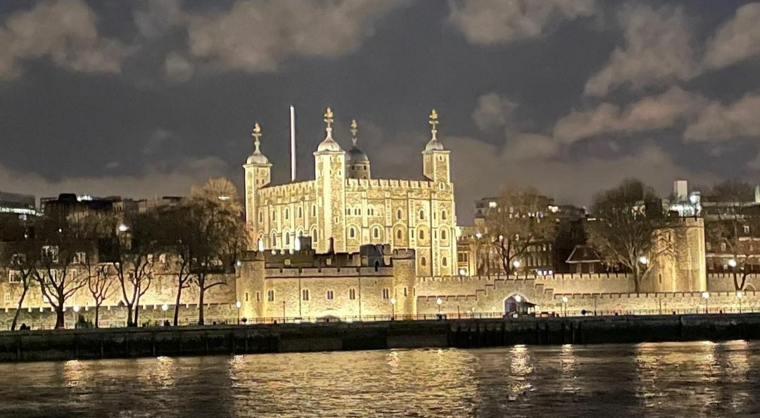 Potret Indahnya London Saat Siang Hingga Malam Hari, Kota Metropolitan Terbesar di Dunia 8 Potret Indahnya London Saat Siang Hingga Malam Hari, Kota Metropolitan Terbesar di Dunia 8