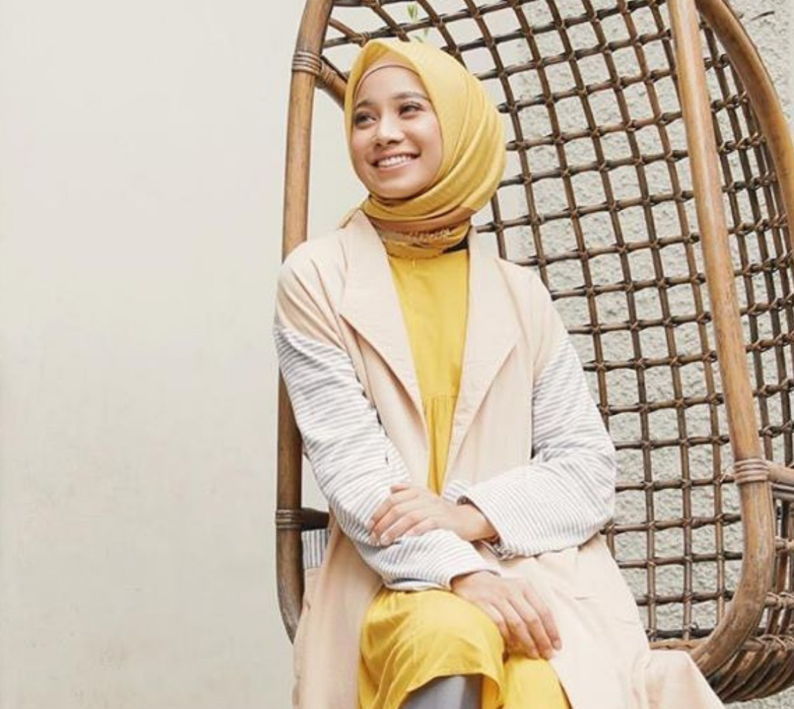 Jilbab Warna Apa Saja Yang Cocok Untuk Baju Mustard? 8 Jilbab Warna Apa Saja Yang Cocok Untuk Baju Mustard? 8