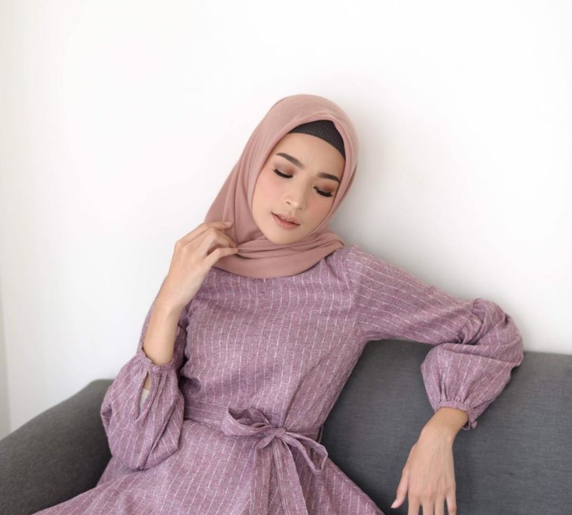 10 Warna Kerudung Yang Cocok Untuk Baju Ungu Lavender, Simak Rekomendasi Dibawah Ini 4 10 Warna Kerudung Yang Cocok Untuk Baju Ungu Lavender, Simak Rekomendasi Dibawah Ini 4