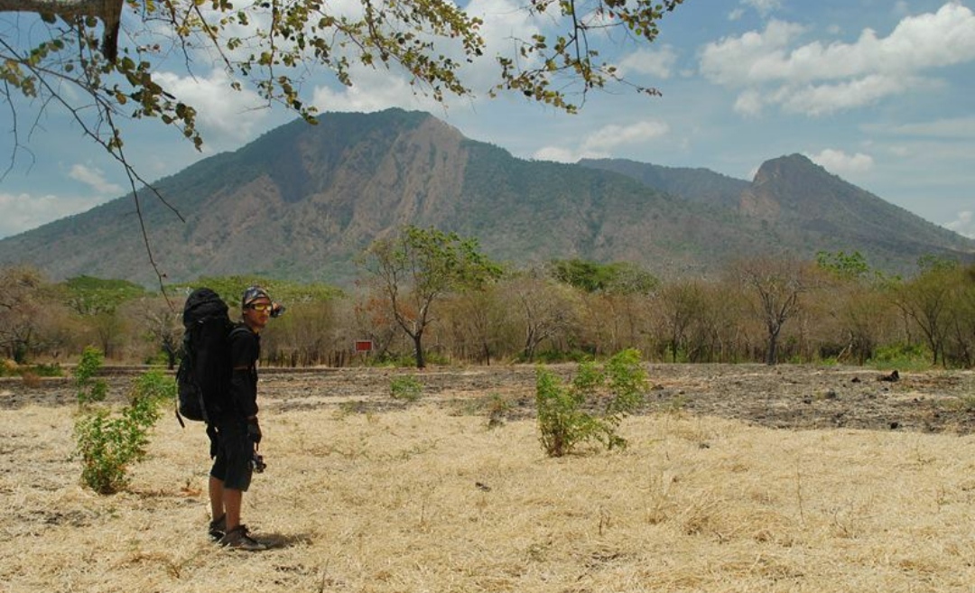 10 Daftar Pilihan Gunung di Sekitar Jember, Favorit Para Pendaki dan Memiliki Keindahan Luar Biasa 10 10 Daftar Pilihan Gunung di Sekitar Jember, Favorit Para Pendaki dan Memiliki Keindahan Luar Biasa 10