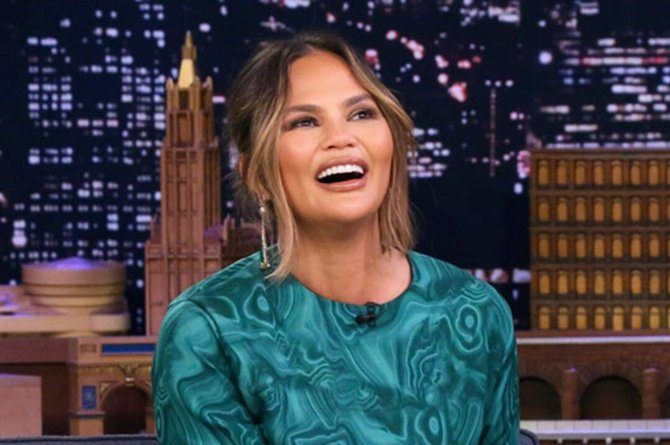 10 Warna Baju Yang Cocok Untuk Pemilik Kulit Sawo Matang 8