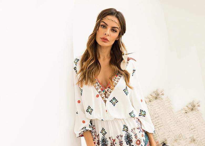 10 Inspirasi Outfit Yang Cocok Untuk Pergi Ke Pantai 2 10 Inspirasi Outfit Yang Cocok Untuk Pergi Ke Pantai 2