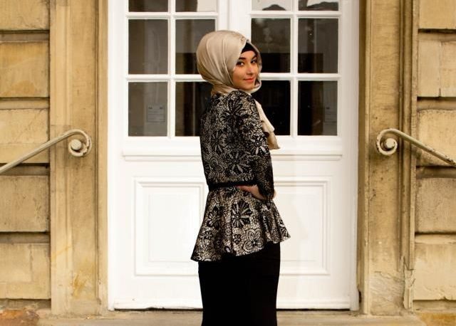 10 Baju Yang Harus Disiapkan Untuk Umroh 6