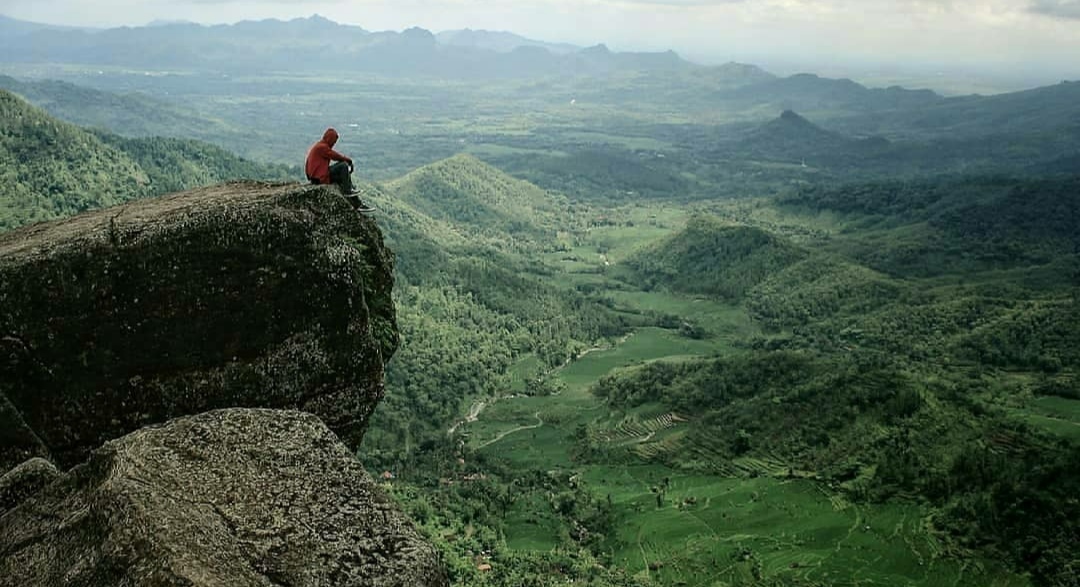 6 Daftar Pilihan Gunung di Sekitar Solo, Buat Kamu Pecinta Hiking dan Bikin Betah 1 6 Daftar Pilihan Gunung di Sekitar Solo, Buat Kamu Pecinta Hiking dan Bikin Betah 1