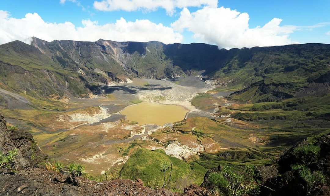 Daftar Pilihan Gunung di NTB Yang Sudah Sangat Mendunia, Buat Kamu Hobi Mendaki 4
