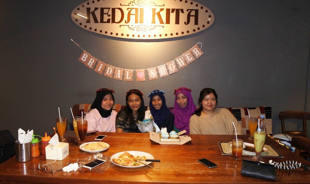 10 Tempat Berbuka Puasa di Jakarta Barat Yang Asyik dan Enak Bersama Keluarga, Simak Rekomendasi Ini! 10