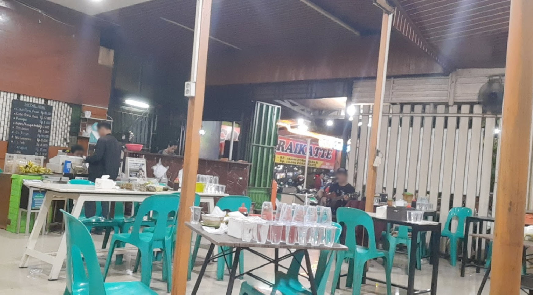 10 Tempat Bukber Terdekat di Wilayah Makassar Dengan Rasa Otentik, Simak Rekomendasi Ini 10 10 Tempat Bukber Terdekat di Wilayah Makassar Dengan Rasa Otentik, Simak Rekomendasi Ini 10