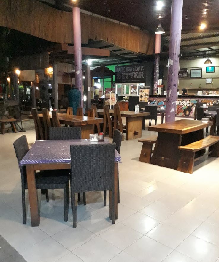 11 Rekomendasi Tempat Bukber Terdekat di Wilayah Kota Surabaya Yang Enak Untuk Keluarga 1 11 Rekomendasi Tempat Bukber Terdekat di Wilayah Kota Surabaya Yang Enak Untuk Keluarga 1