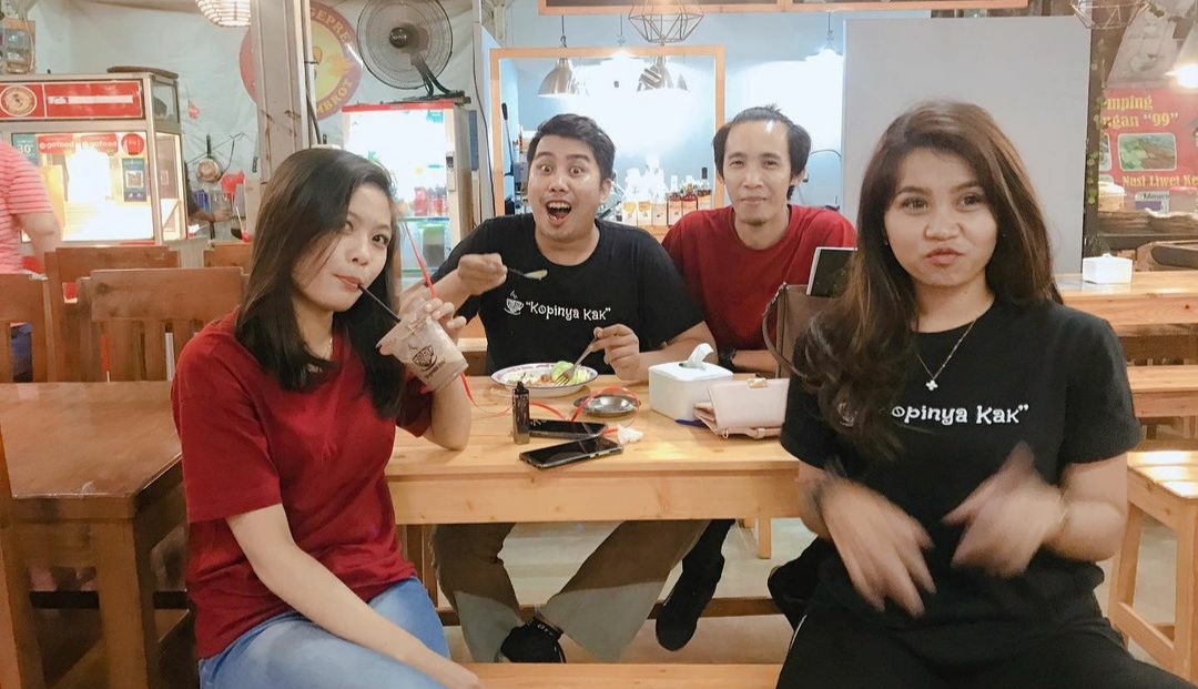 10 Rekomendasi Tempat Buka Puasa Terdekat di Tangerang Selatan Yang Enak Bersama Keluarga 2 10 Rekomendasi Tempat Buka Puasa Terdekat di Tangerang Selatan Yang Enak Bersama Keluarga 2