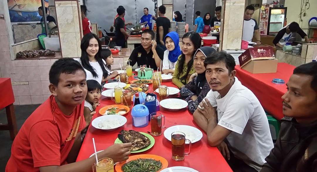 10 Tempat Berbuka Puasa Bersama di Bekasi Untuk Keluarga Yang Enak dan Murah, Simak Referensi Ini! 2 10 Tempat Berbuka Puasa Bersama di Bekasi Untuk Keluarga Yang Enak dan Murah, Simak Referensi Ini! 2
