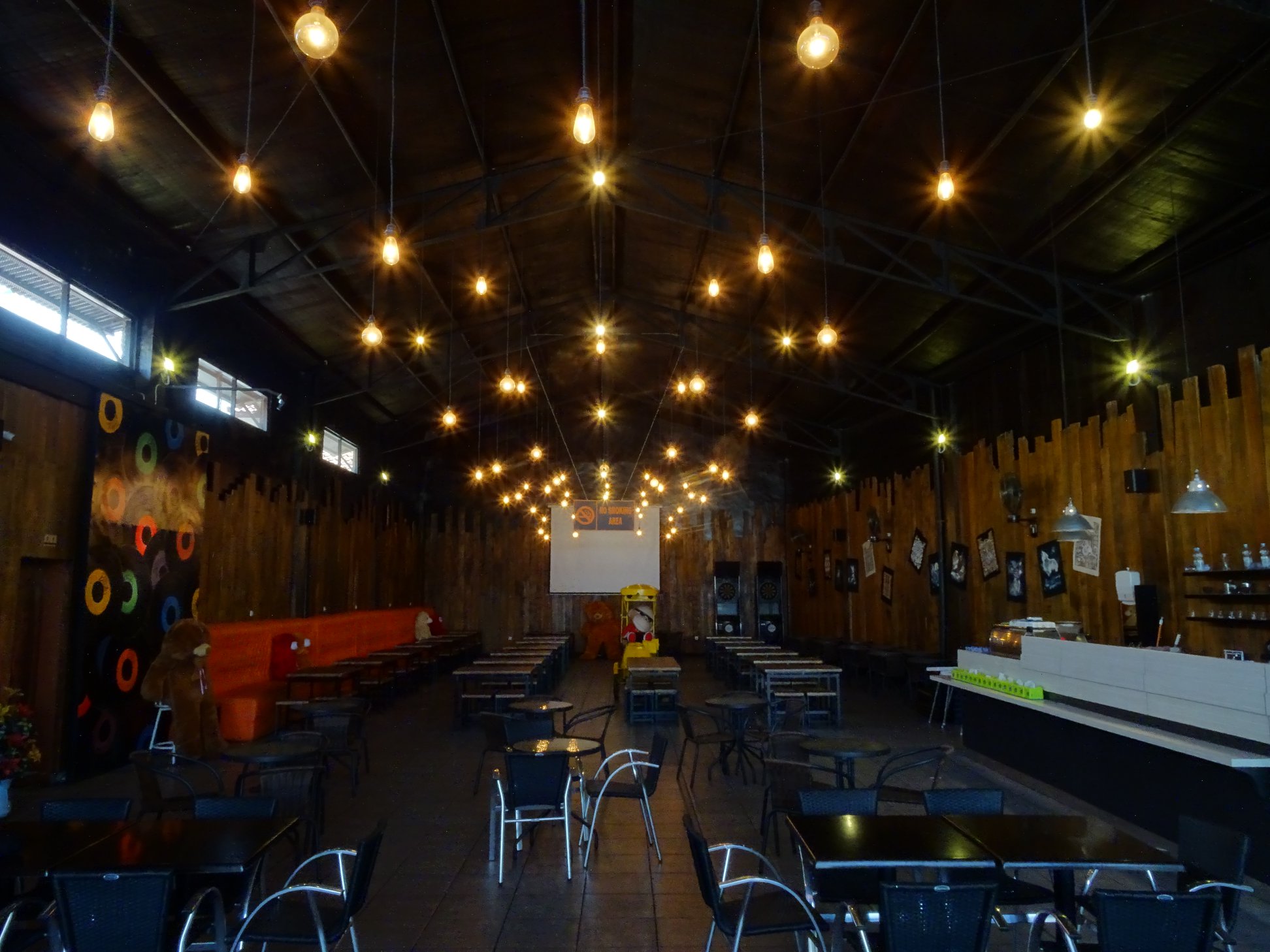 10 Tempat Bukber Terdekat di Cimahi Yang Sajiannya Enak dan Populer, Simak Rekomendasi Ini 2 10 Tempat Bukber Terdekat di Cimahi Yang Sajiannya Enak dan Populer, Simak Rekomendasi Ini 2