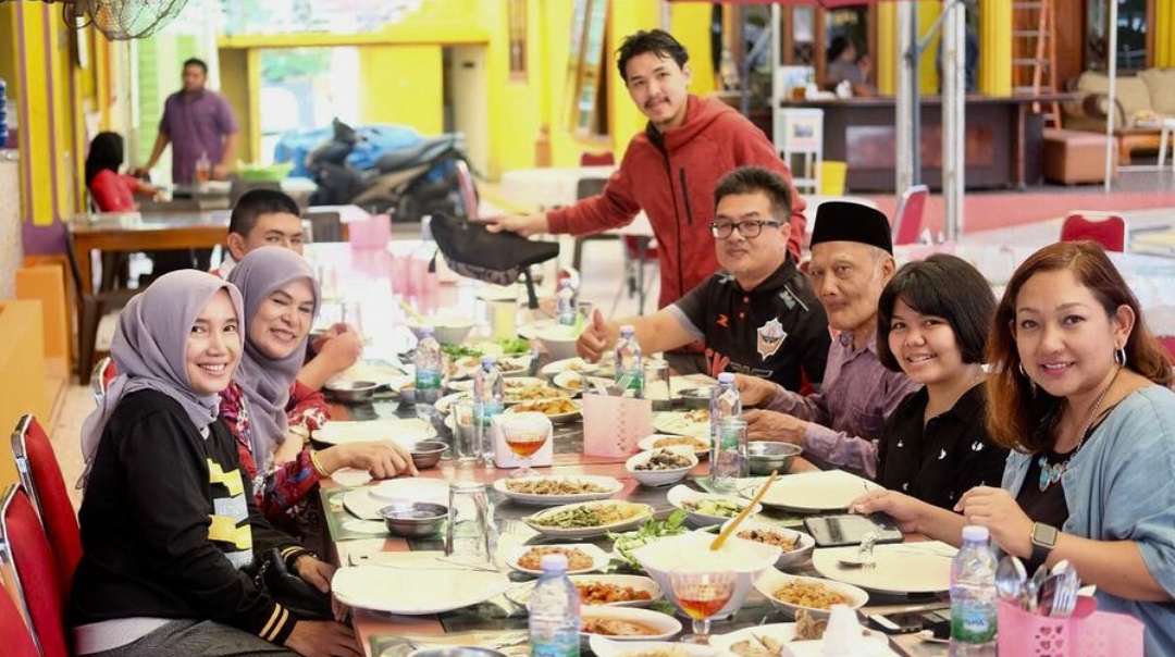 10 Tempat Buka Puasa di Pekanbaru Untuk Keluarga Yang Enak dan Favorit, Simak Rekomendasi Ini! 5